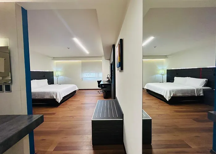 Express Aeropuerto By Ihg 4*